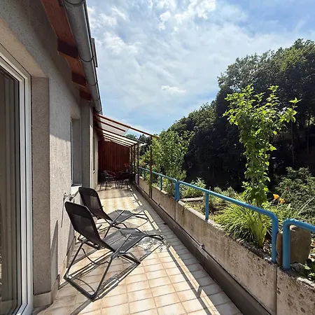 Gruene Oase Im Zentrum Mit Dachterrasse, Wlan, Lift * Linz